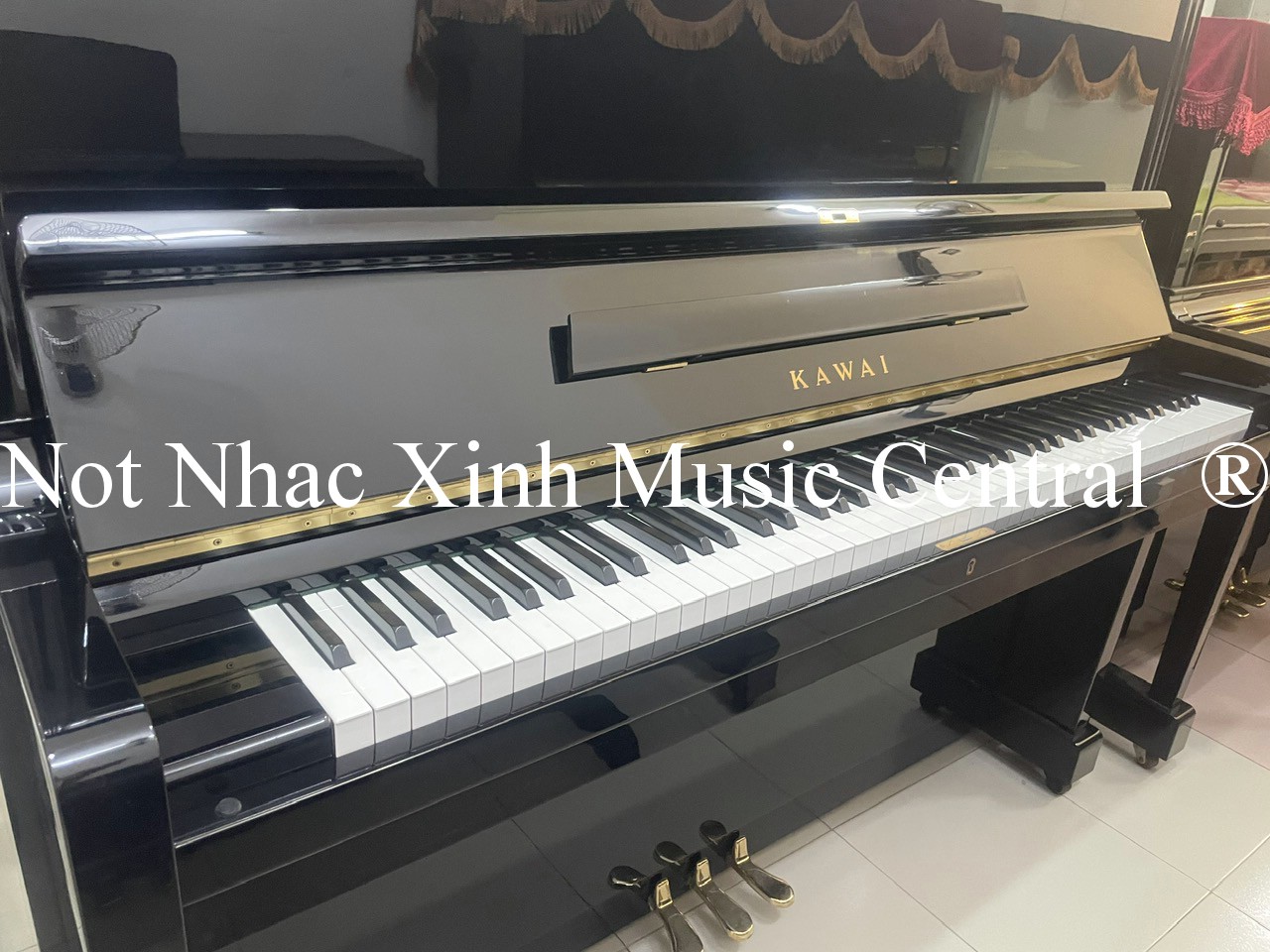 Đàn piano cơ Kawai BL-51