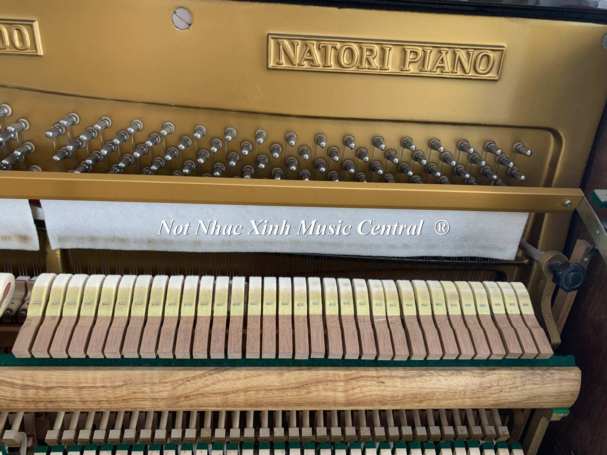 Đàn piano cơ Natori No.300