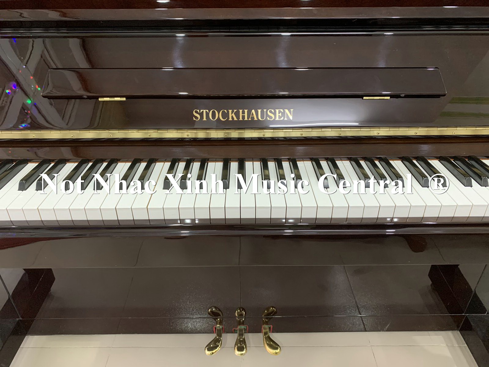 Đàn piano cơ Stockhausen SPU-121 WN