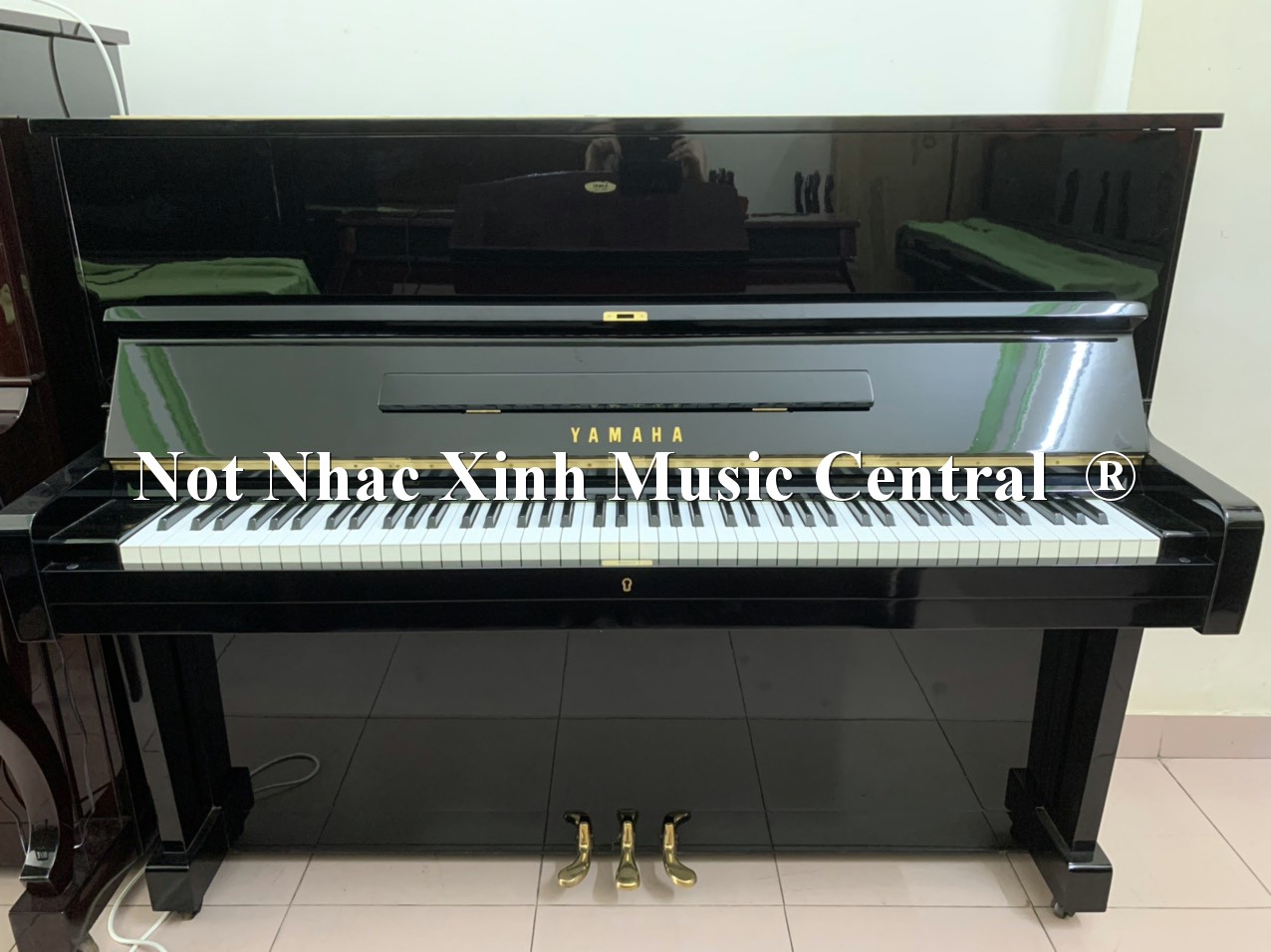 Đàn piano cơ Yamaha U1E