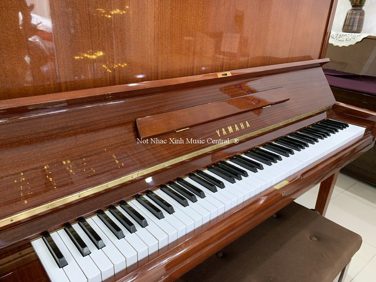 Đàn piano cơ Yamaha U3H (nâu gỗ)
