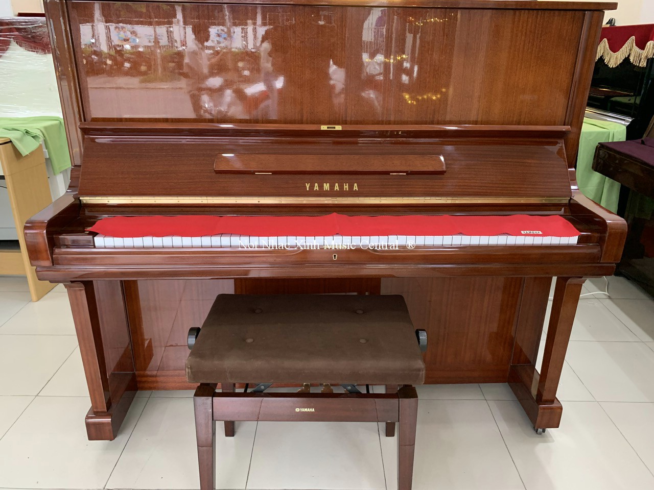 Đàn piano cơ Yamaha U3H (nâu gỗ)