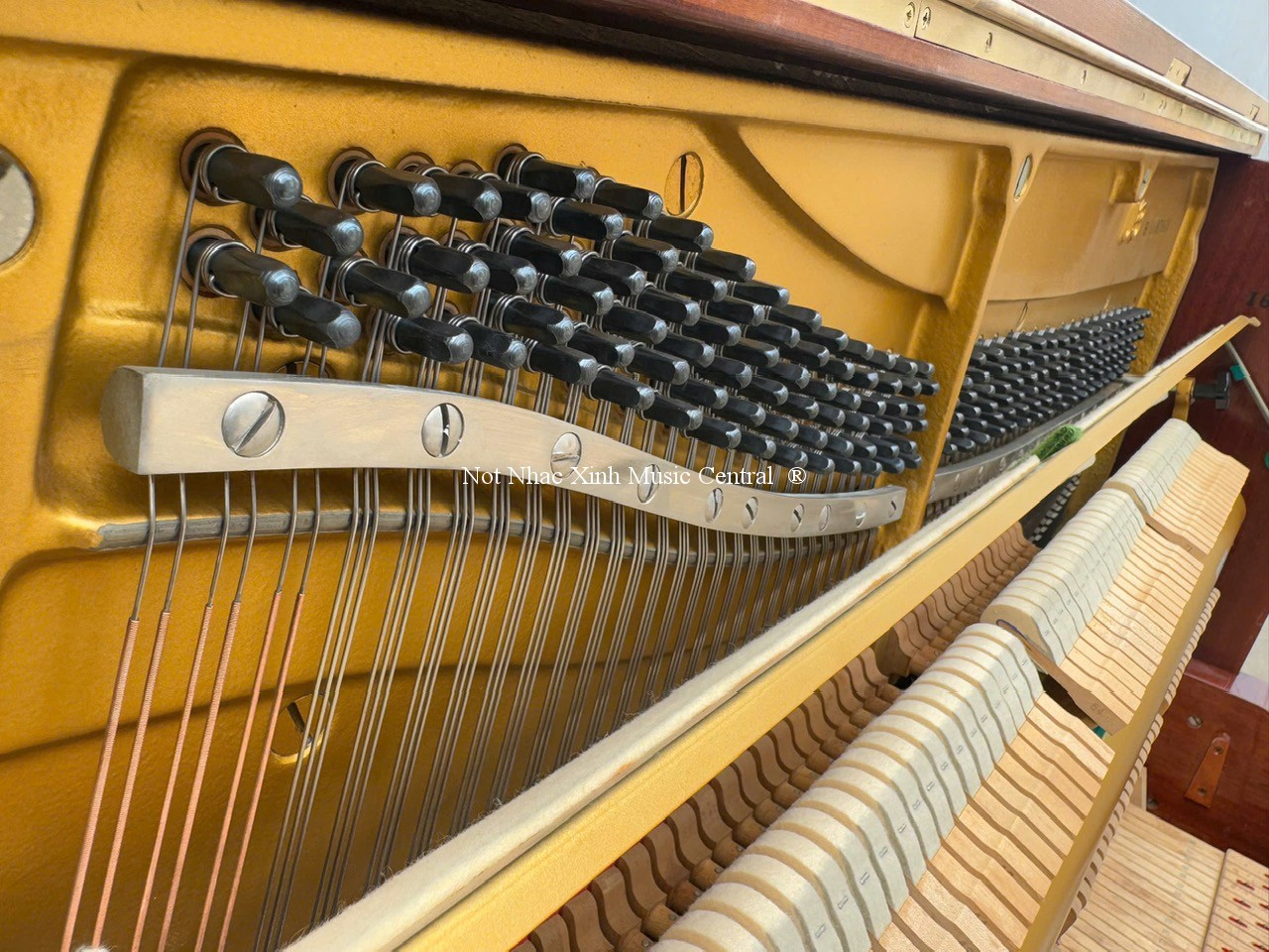 Đàn piano cơ Yamaha U3H (nâu gỗ)