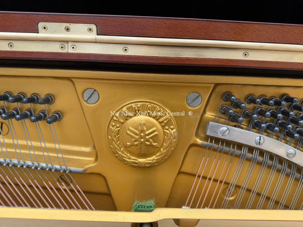 Đàn piano cơ Yamaha U3H (nâu gỗ)