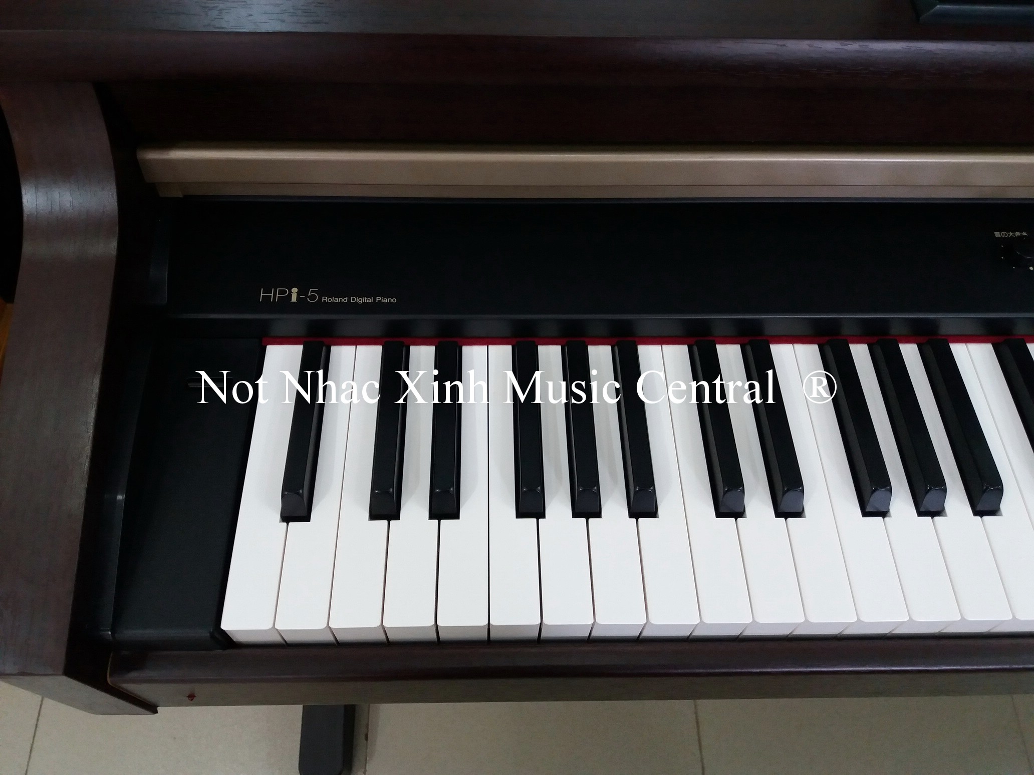 Đàn piano điện tử Roland HP i-5