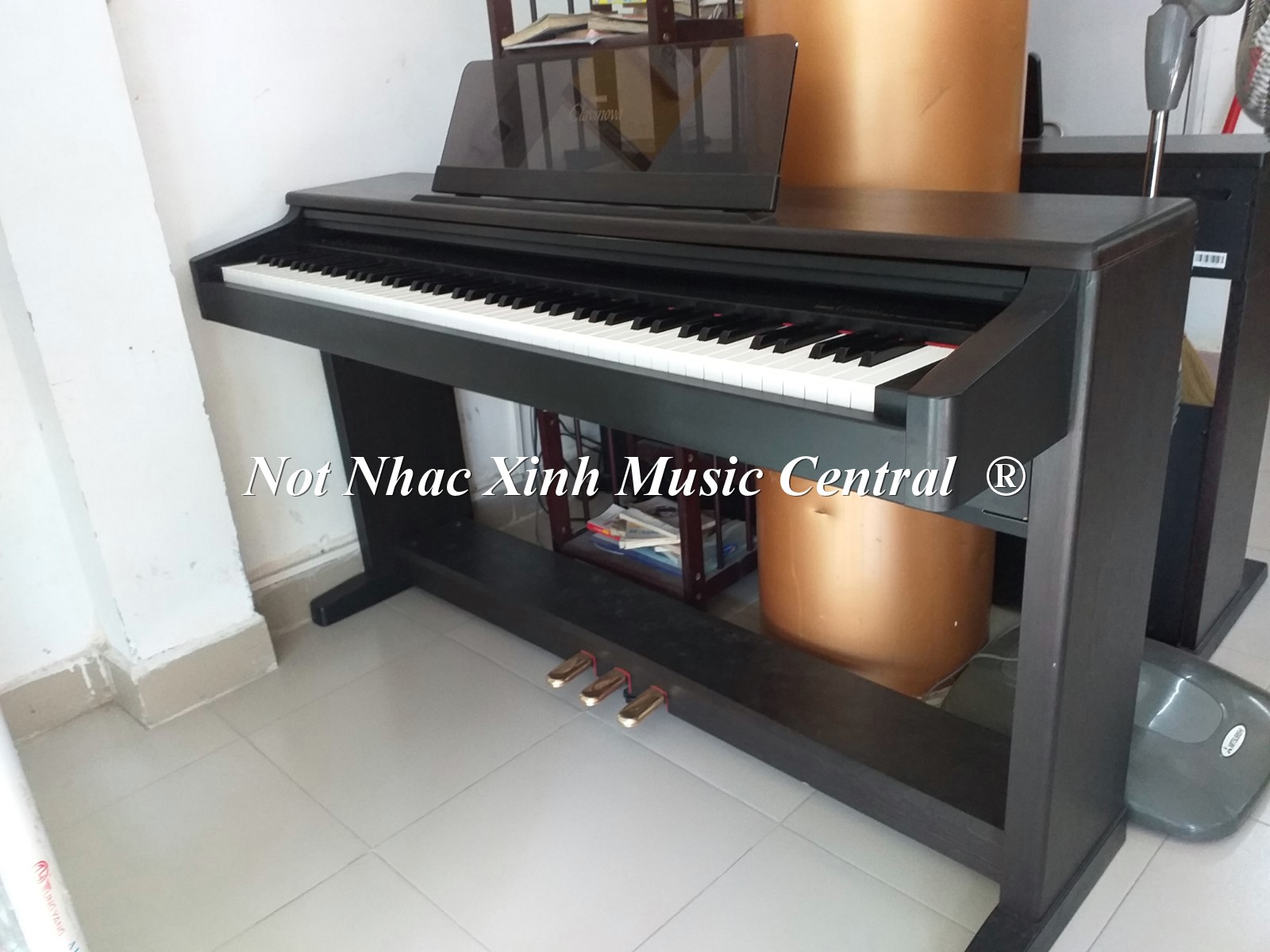 Đàn piano điện Yamaha CLP-123