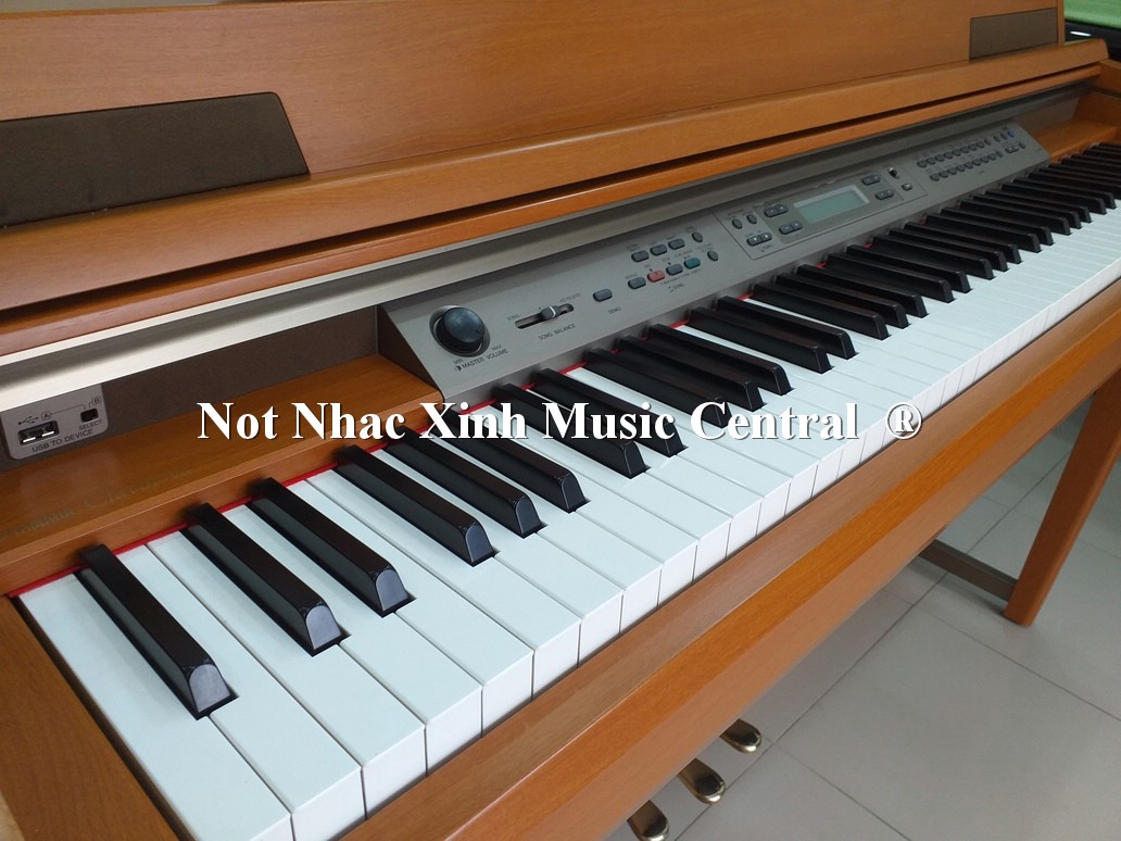 Đàn piano điện Yamaha CLP-280