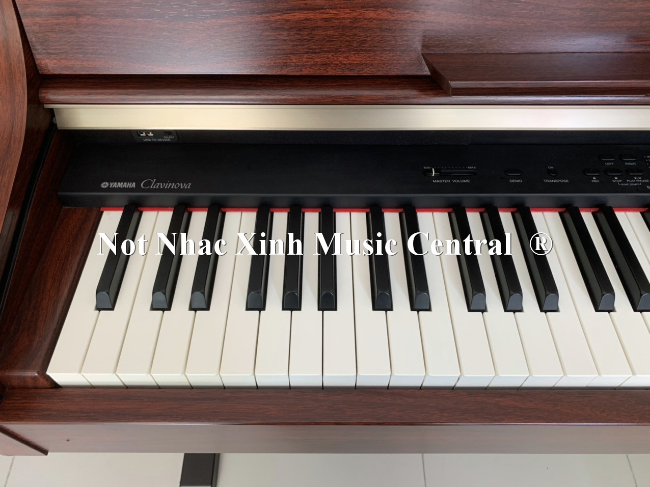Đàn piano điện tử Yamaha CLP-340