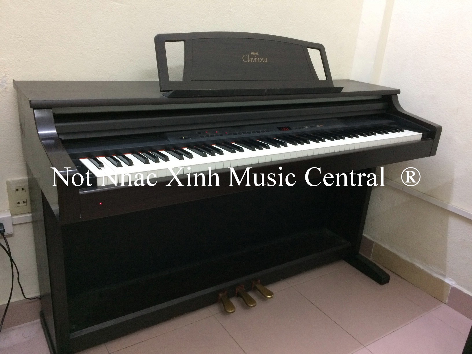 Đàn piano điện Yamaha CLP-511