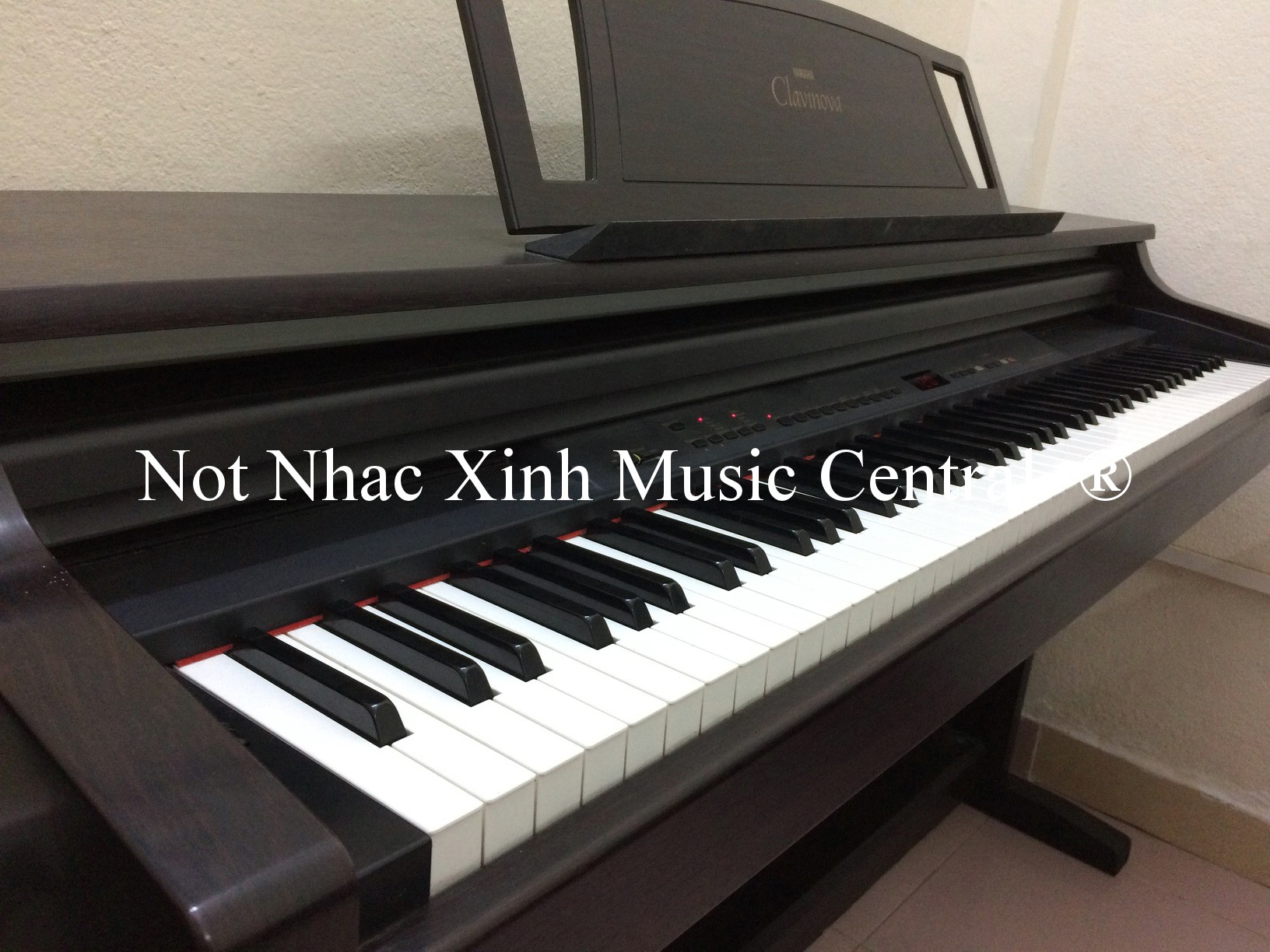 Đàn piano điện Yamaha CLP-511