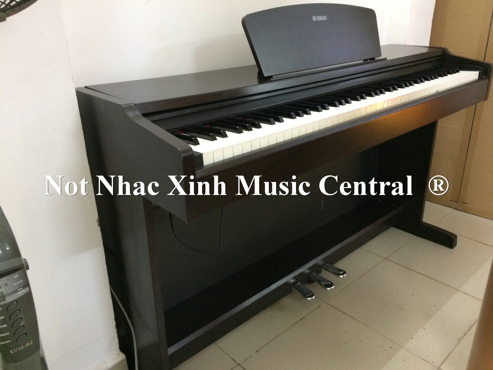 Đàn piano điện tử YDP-131