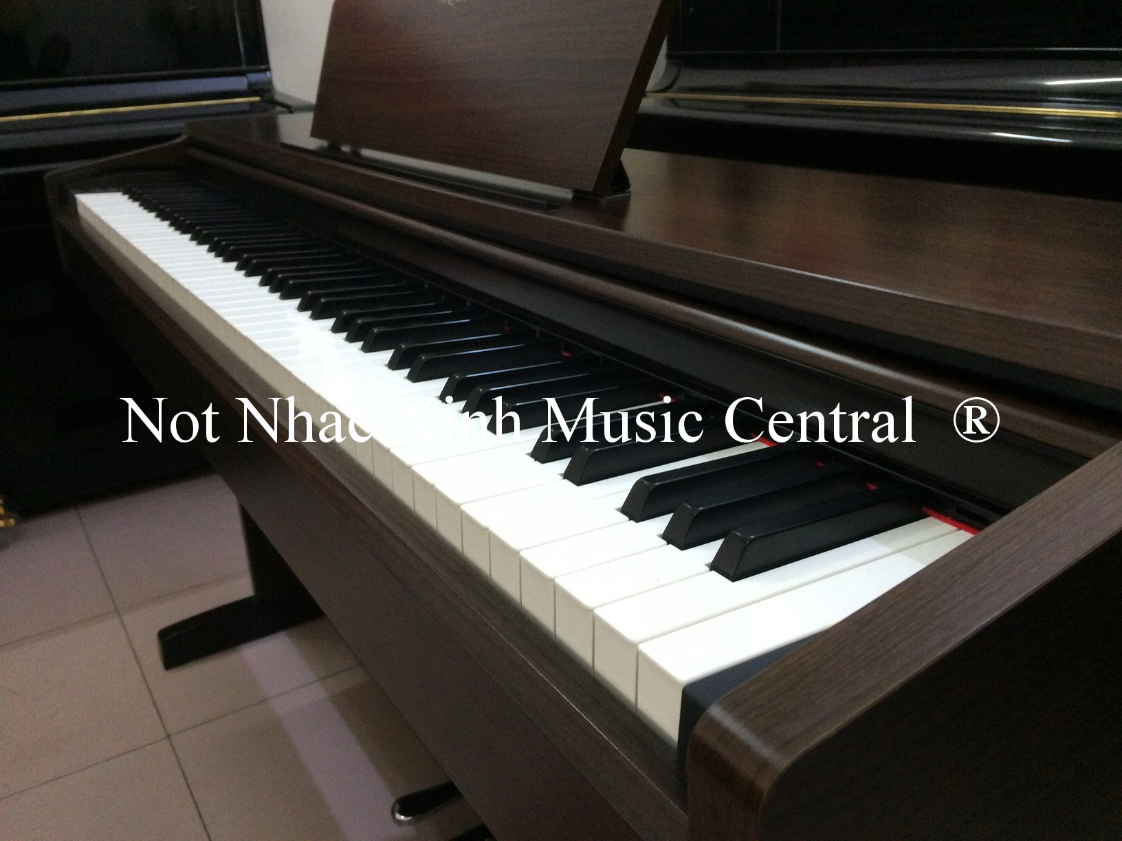 Đàn piano điện tử Yamaha YDP-140