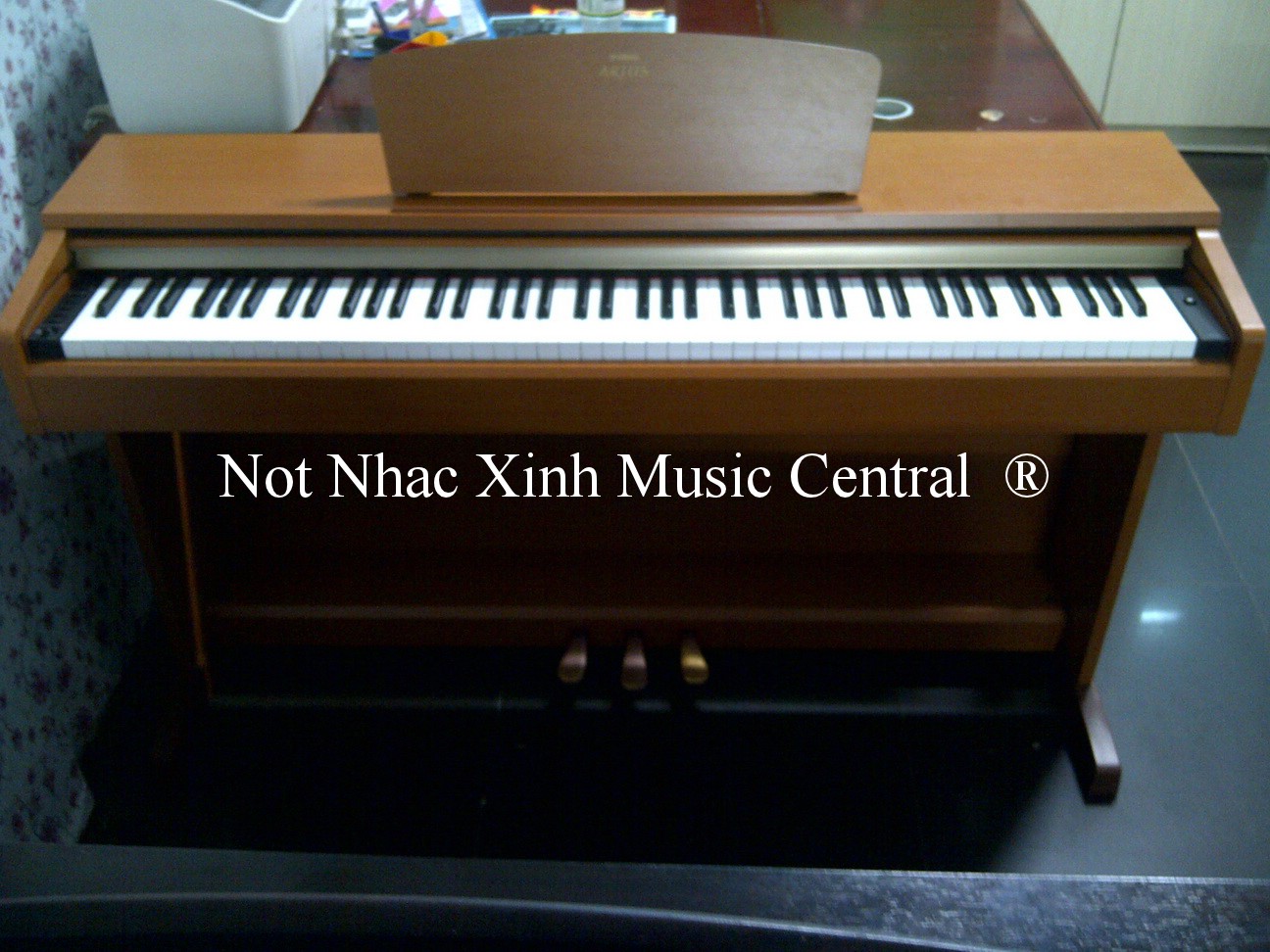 Đàn piano điện tử Yamaha YDP-160C