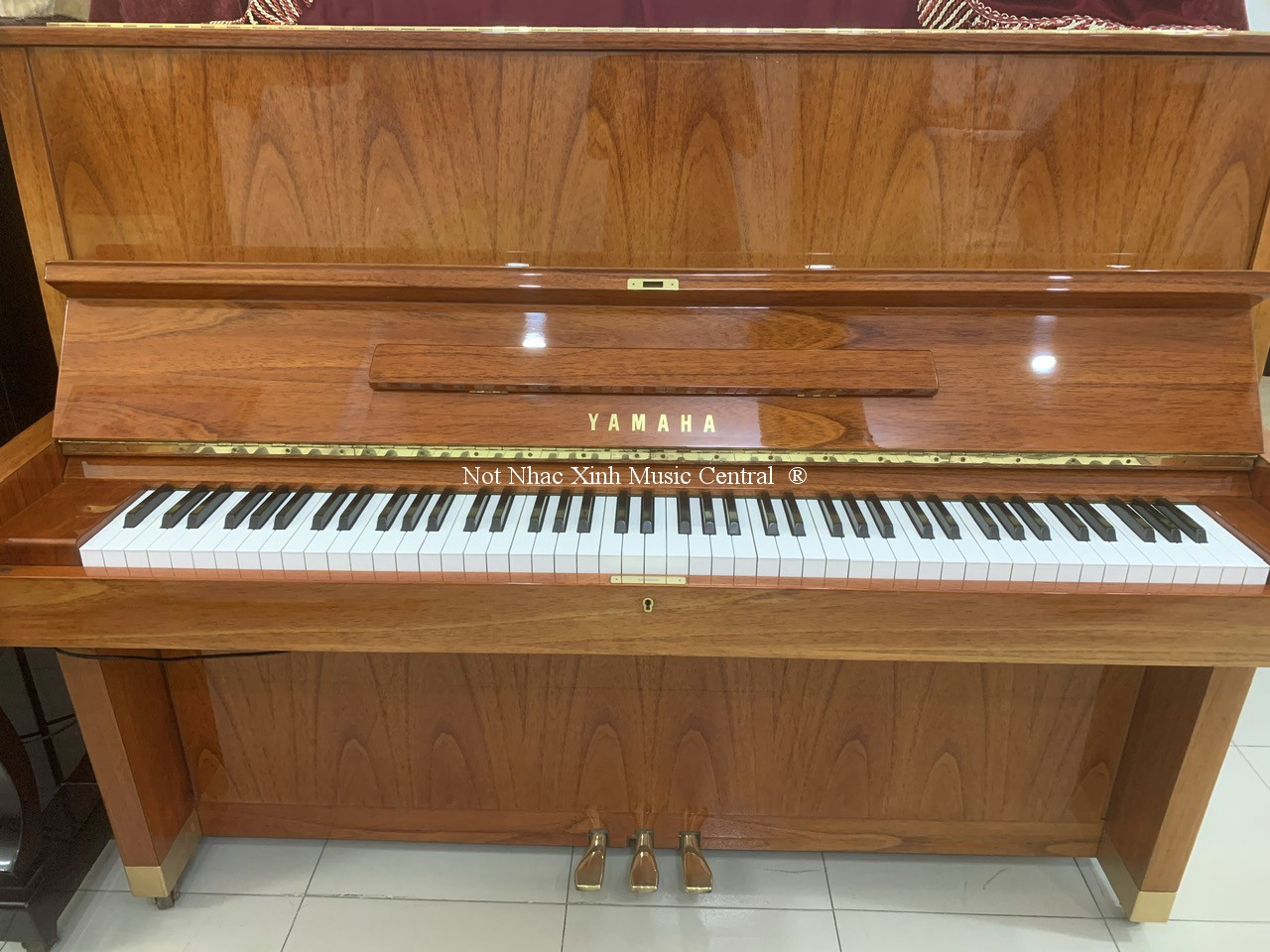 Đàn piano cơ Yamaha W104B Serial 3.4XX.XXX