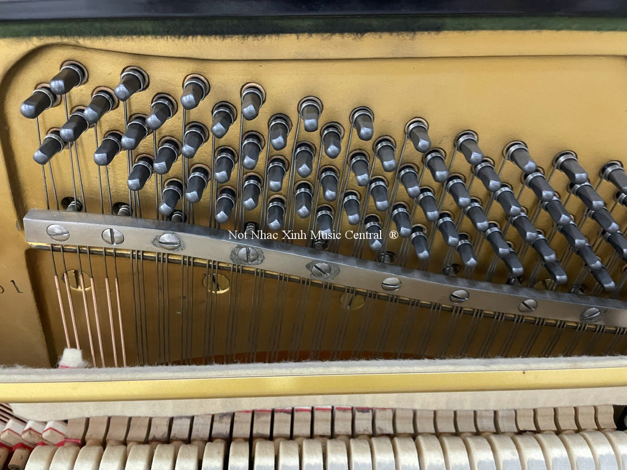 Đàn piano cơ Yamaha U2F